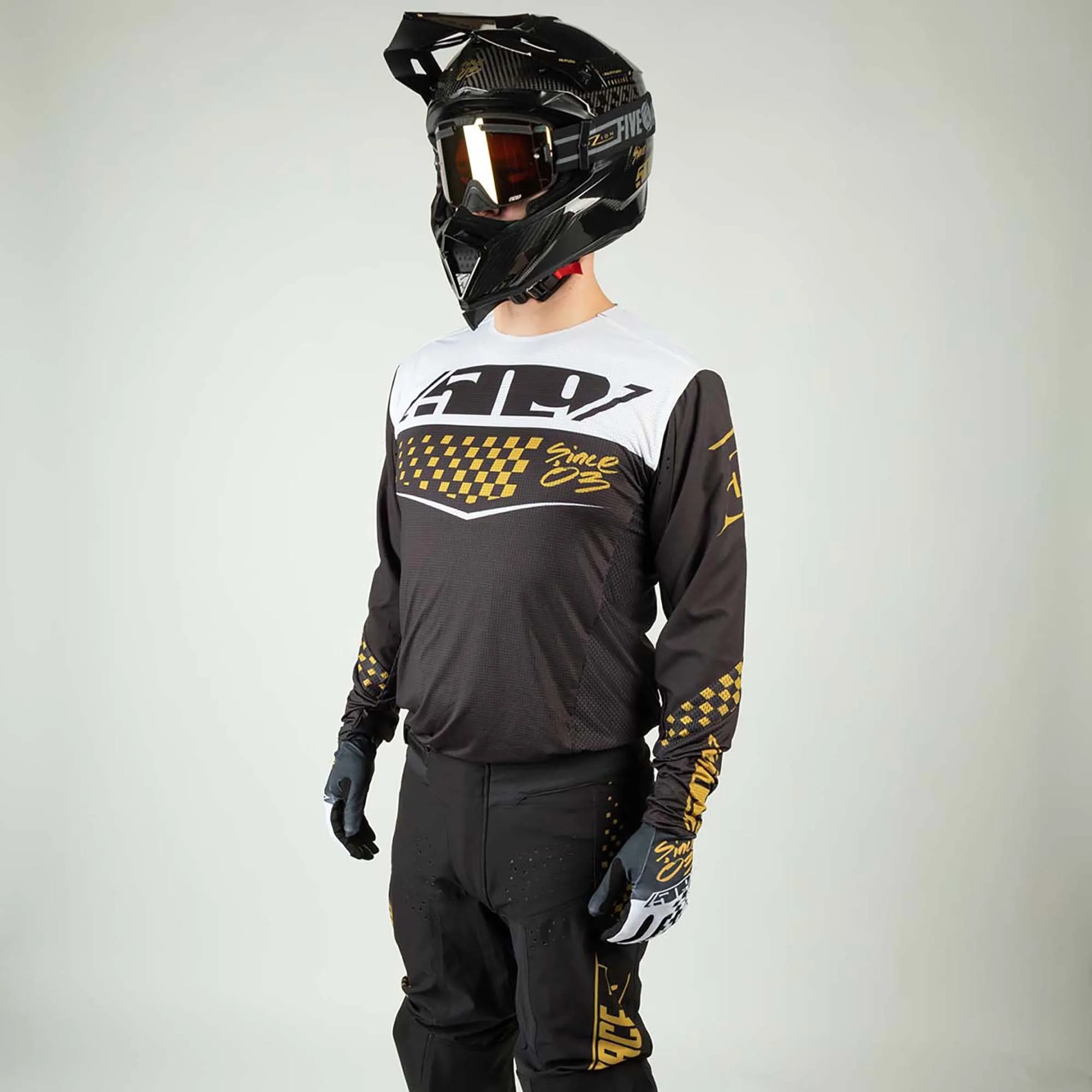509  Race 5 Jersey Long Sleeve Drop Tail Perforated Light Speedsta Black Gold