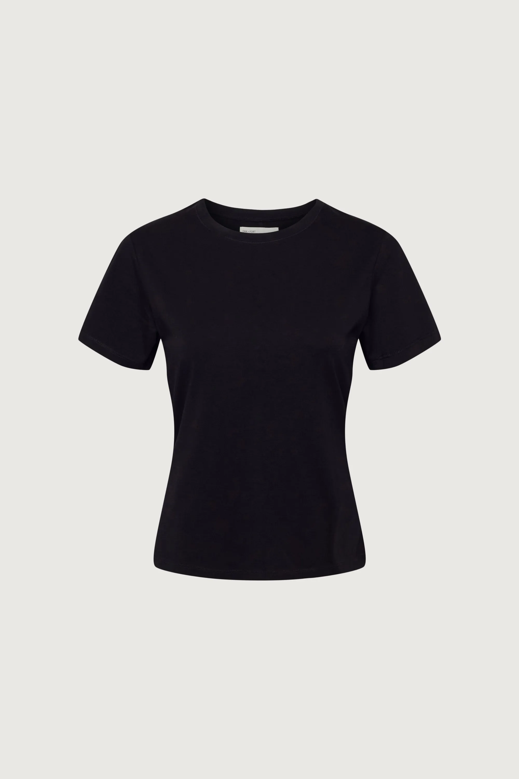 BASIC CREWNECK T-SHIRT