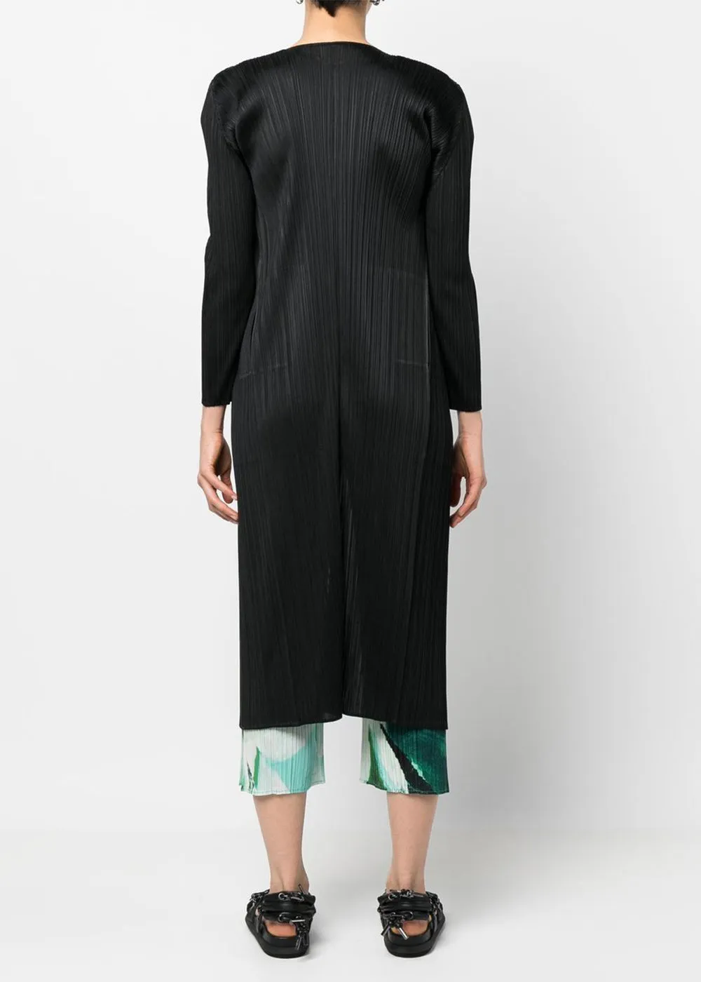 Black Basics Pleated Coat