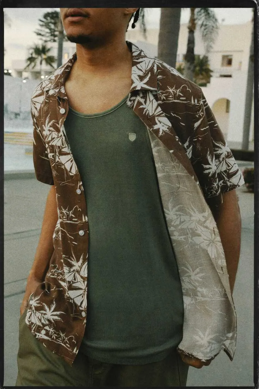 BRIXTON CHARTER SLUB S/S WOVEN - SEPIA UMBRELLA SCENE