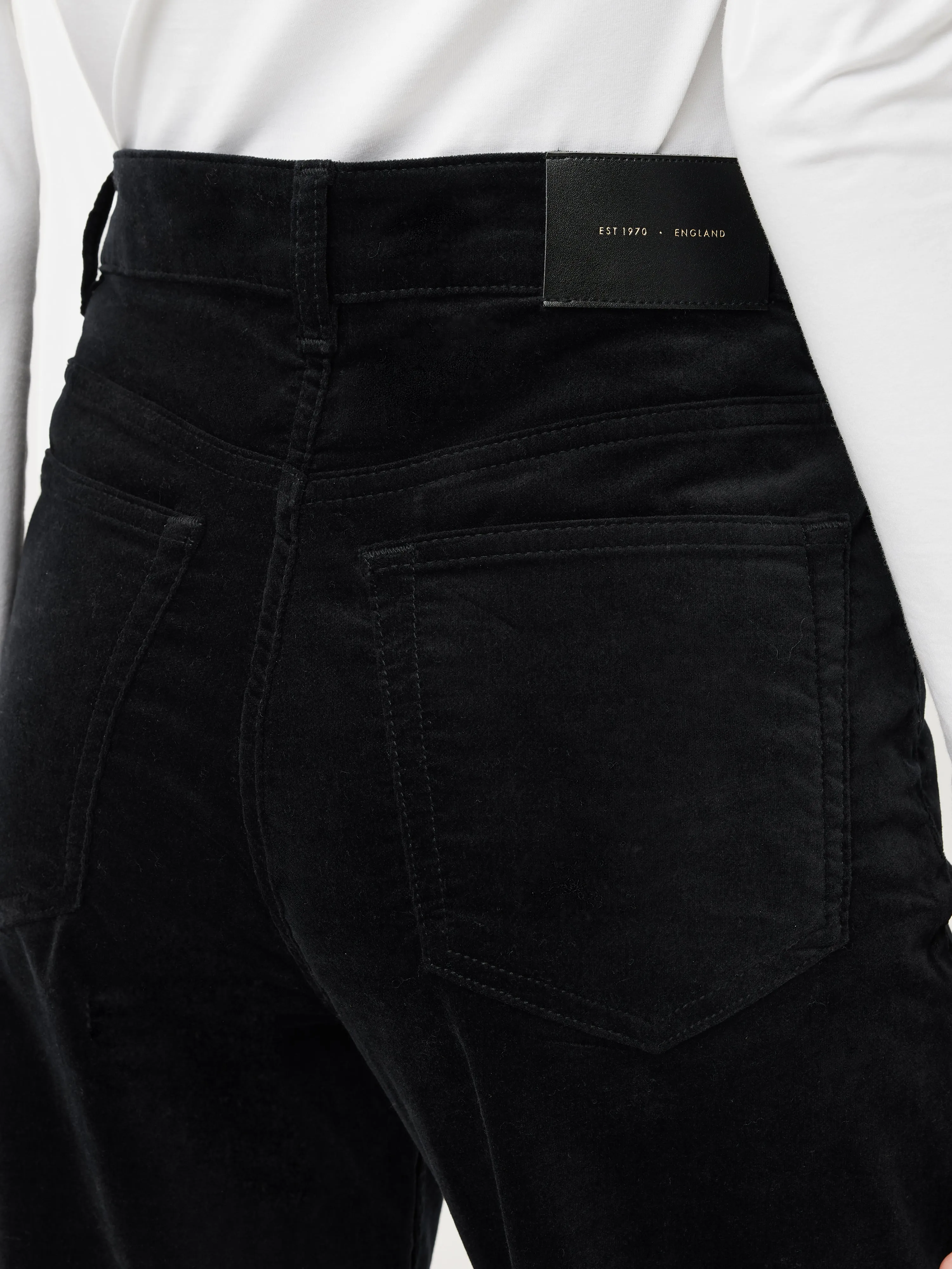 Delmont Velvet Tapered Jean | Black