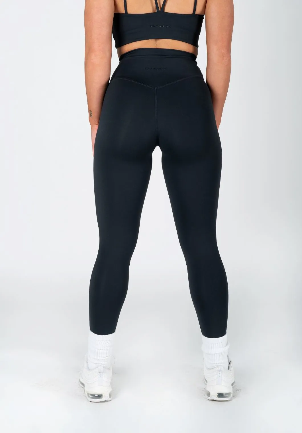 FlexSweat Crossover Sculptseam™ Legging Black