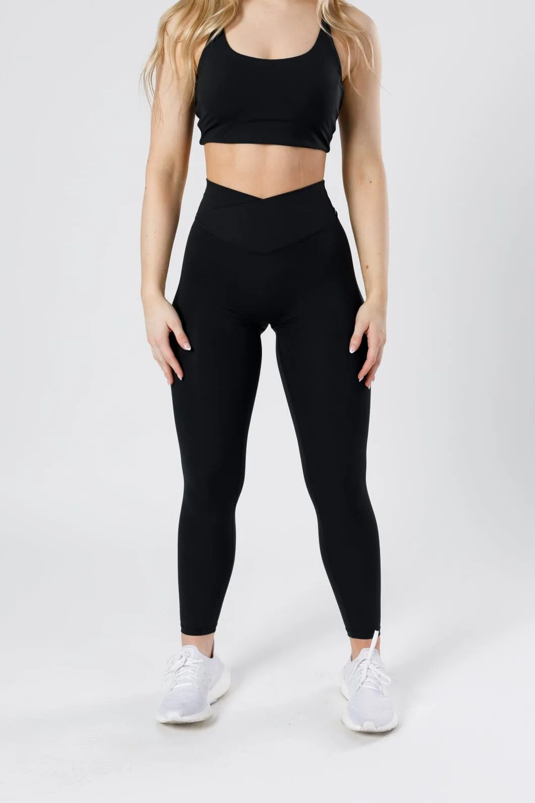 FlexSweat Crossover Sculptseam™ Legging Black
