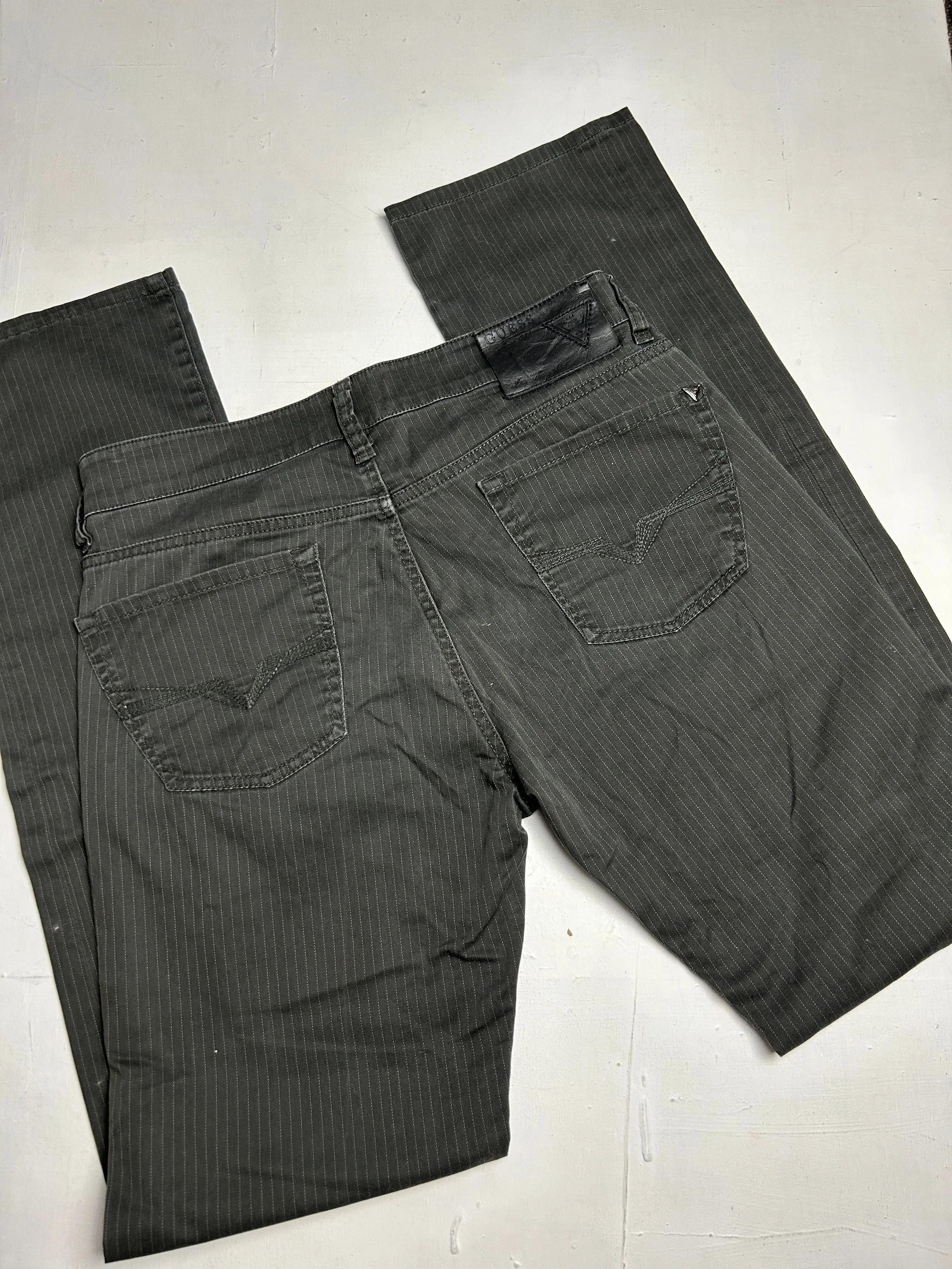 Grey denim low waist baggy pants (M)