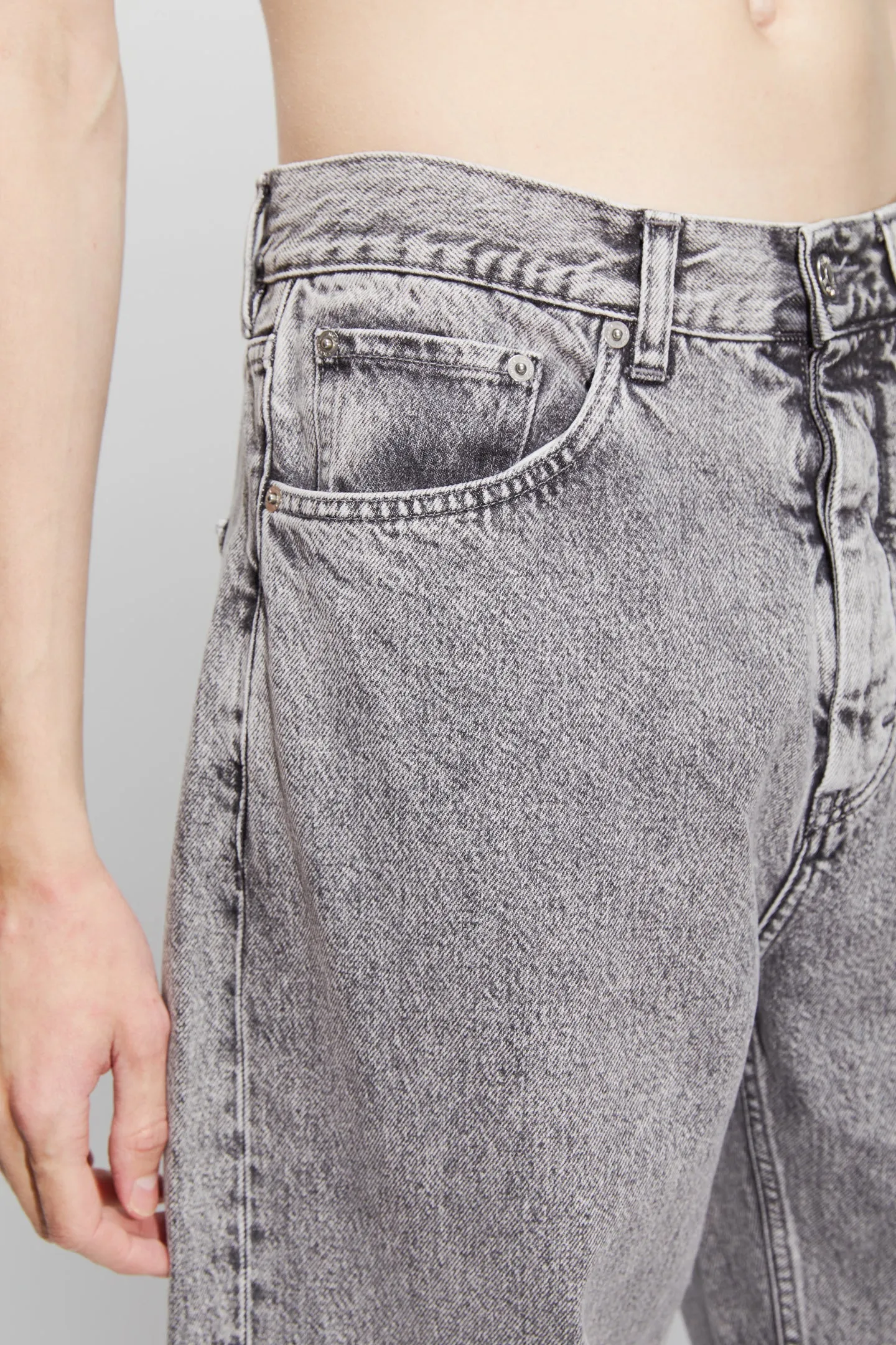 Loose-fit Jeans