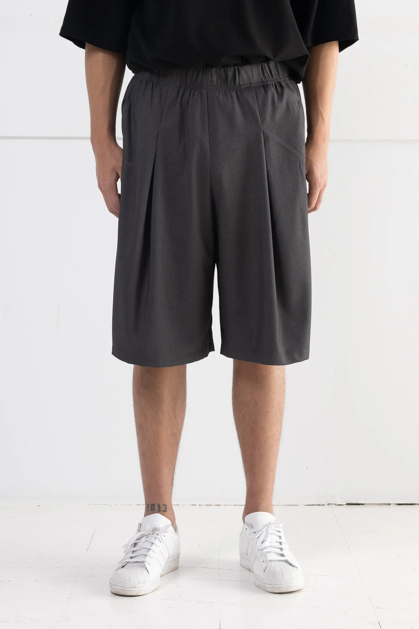 TERRIE PLEATED SHORTS