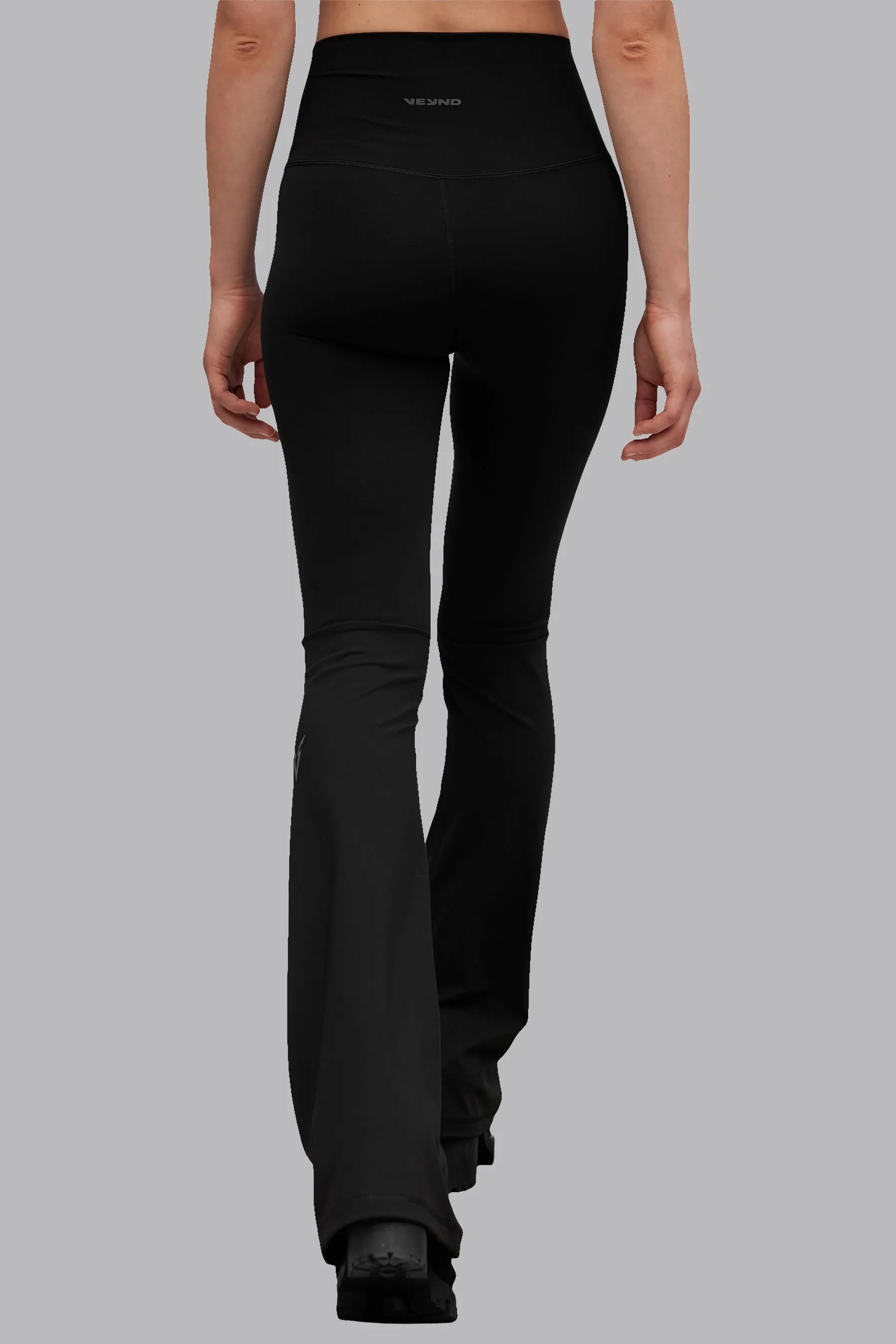 V_SCULPT® FLARED LEGGINGS - Black
